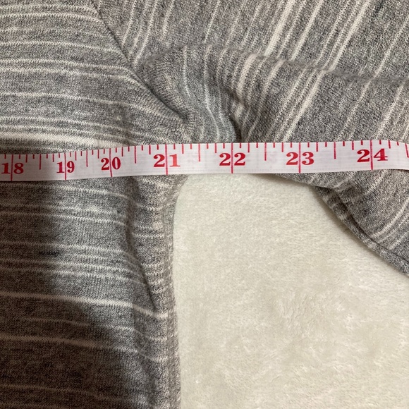 Max Studio Weekend Striped Sweatshirt - Picture 5 of 6